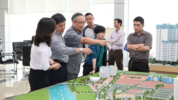 Đầu tư bất động sản năm 2022: Có cả cơ hội lẫn rủi ro