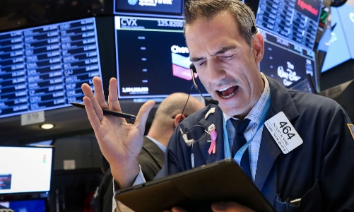 Chứng khoán Mỹ giảm điểm, giá dầu tái lập mốc 100 USD/thùng, Bitcoin tăng chóng mặt