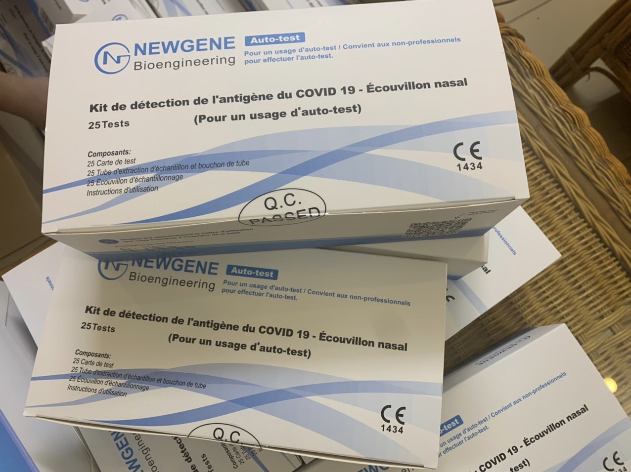 900 bộ kit test Covid-19 thu giữ tại địa chỉ số 902 Bạch Đằng - P.Thanh Lương - Quận Hai Bà Trưng