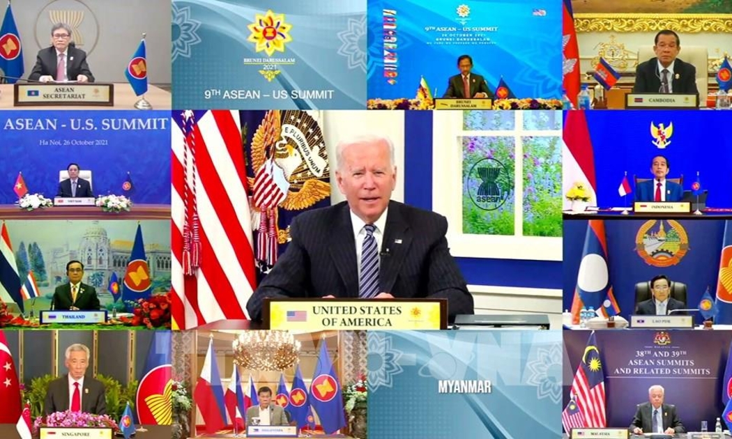 Tổng thống Joe Biden dự cuộc họp trực tuyến với các nhà lãnh đạo ASEAN vào ngày 26/10/2021 - Ảnh: AFP.