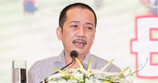 Chuyên gia kinh tế Bùi Trinh 