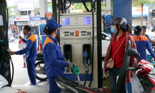 Khi cổ phiếu chạy theo thị trường hàng hóa