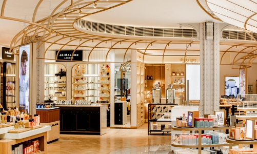 Có gì bên trong “bách hóa xa xỉ” Samaritaine của tỷ phú Bernard Arnault?