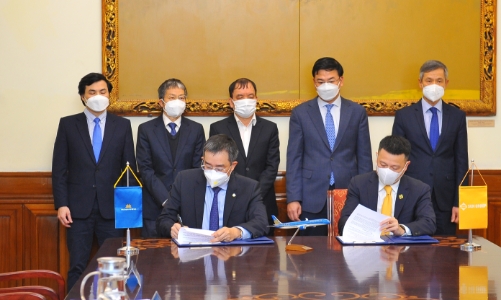 Sun Group và Vietnam Airlines hợp tác đưa công dân Việt từ Ukraine về nước 