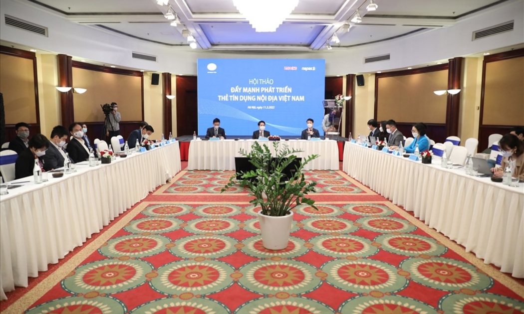 Thẻ tín dụng nội địa sẽ cạnh với thẻ quốc tế tại Việt Nam trong thời gian tới