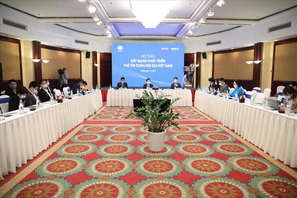 Thẻ tín dụng nội địa sẽ cạnh với thẻ quốc tế tại Việt Nam trong thời gian tới