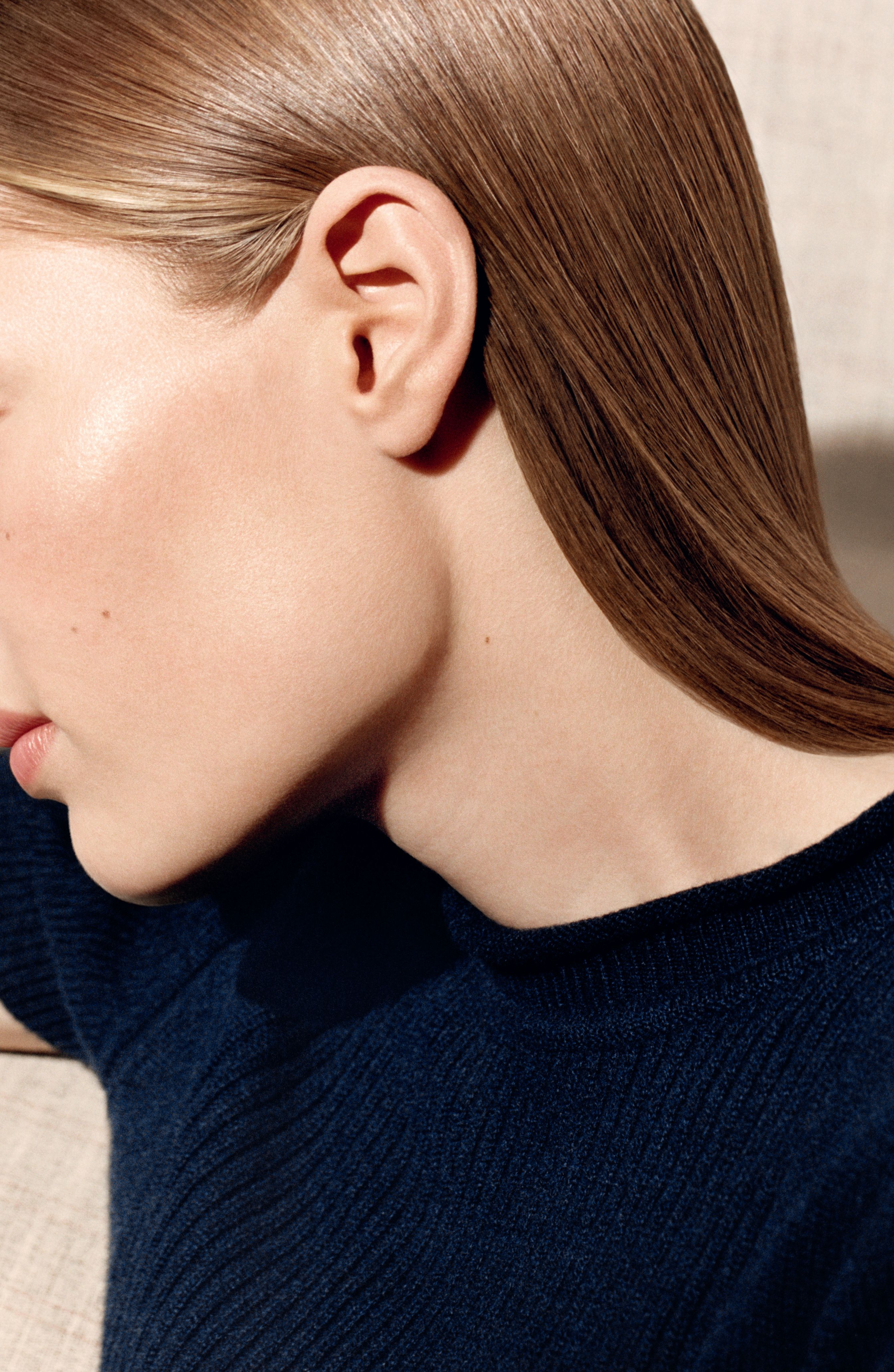 Ra mắt bộ mỹ phẩm cho làn da, Hermès tập trung vào ngành hàng làm đẹp - Ảnh 2