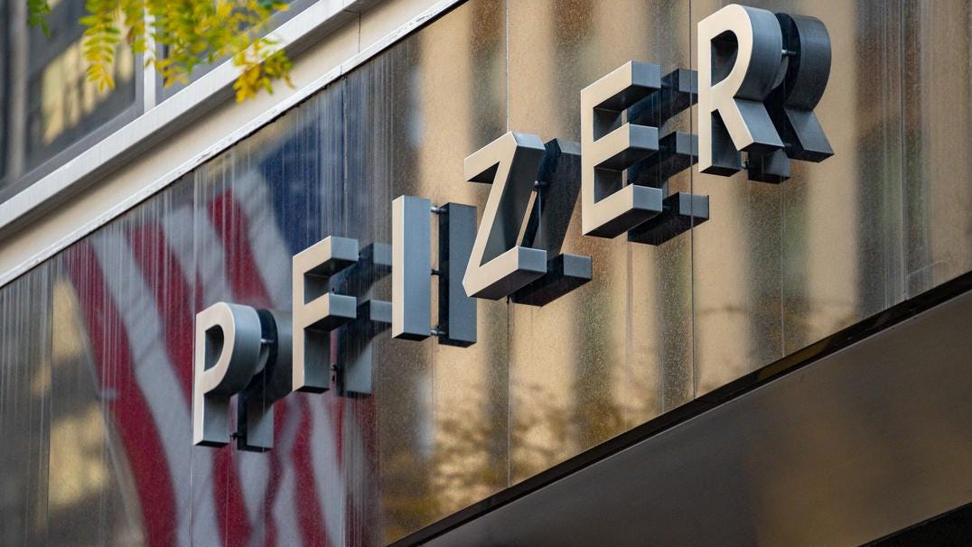 Pfizer đã nâng dự báo sản lượng năm 2022 đối với Paxlovid lên 120 triệu liệu trình - Ảnh: Getty Images