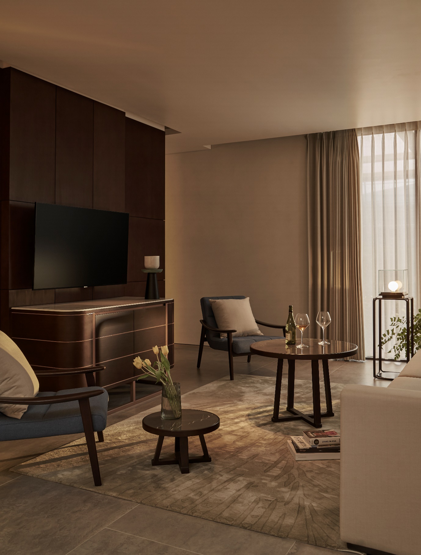 100% nội thất được nhập khẩu trực tiếp từ Ý, được thiết kế bởi thương hiệu Minotti - ông hoàng nội thất cao cấp châu Âu, với cảm hứng đương đại trang nhã và sang trọng.