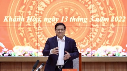 Truong Sa must become economic, cultural and social center