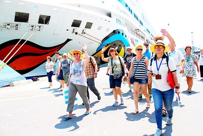 Visa policy loosened to boost tourism