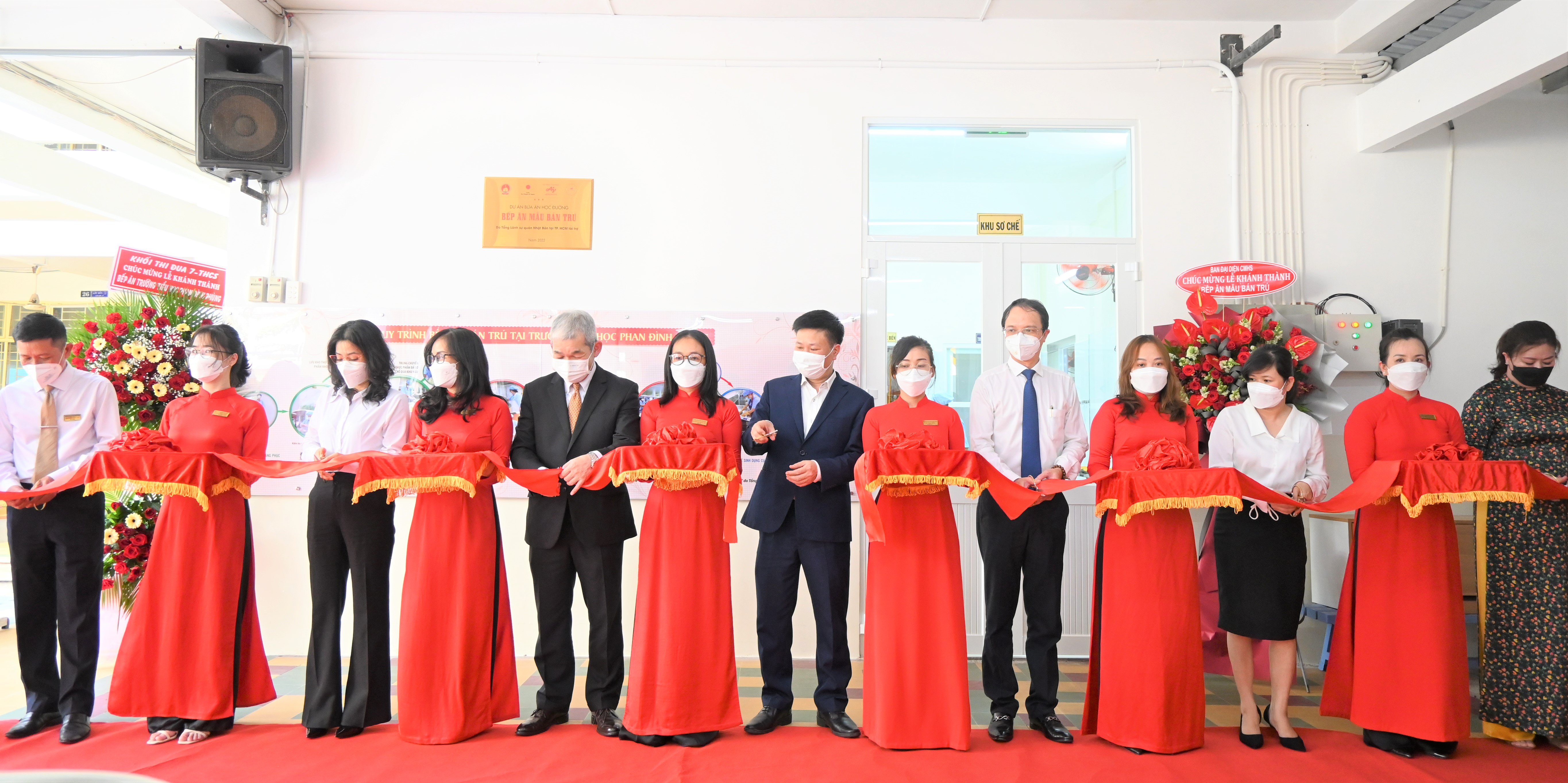 Lễ khánh thành “Bếp ăn mẫu bán trú” tại trường tiểu học Phan Đình Phùng, quận 3.