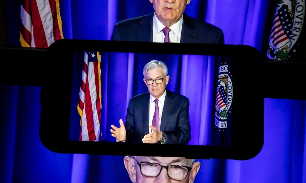 Chủ tịch Fed Jerome Powell trong họp báo ngày 16/3 - Ảnh: Bloomberg.