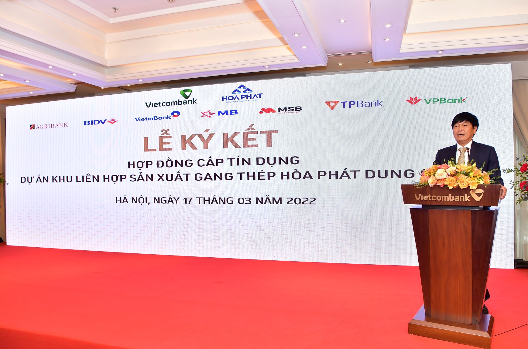 Ông Trần Đình Long – Chủ tịch Hội đồng Quản trị Tập đoàn Hòa Phát phát biểu tại lễ ký kết.