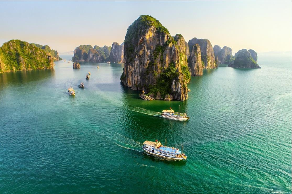 Du lịch tạo đà cho bất động sản Quảng Ninh phát triển sôi động.