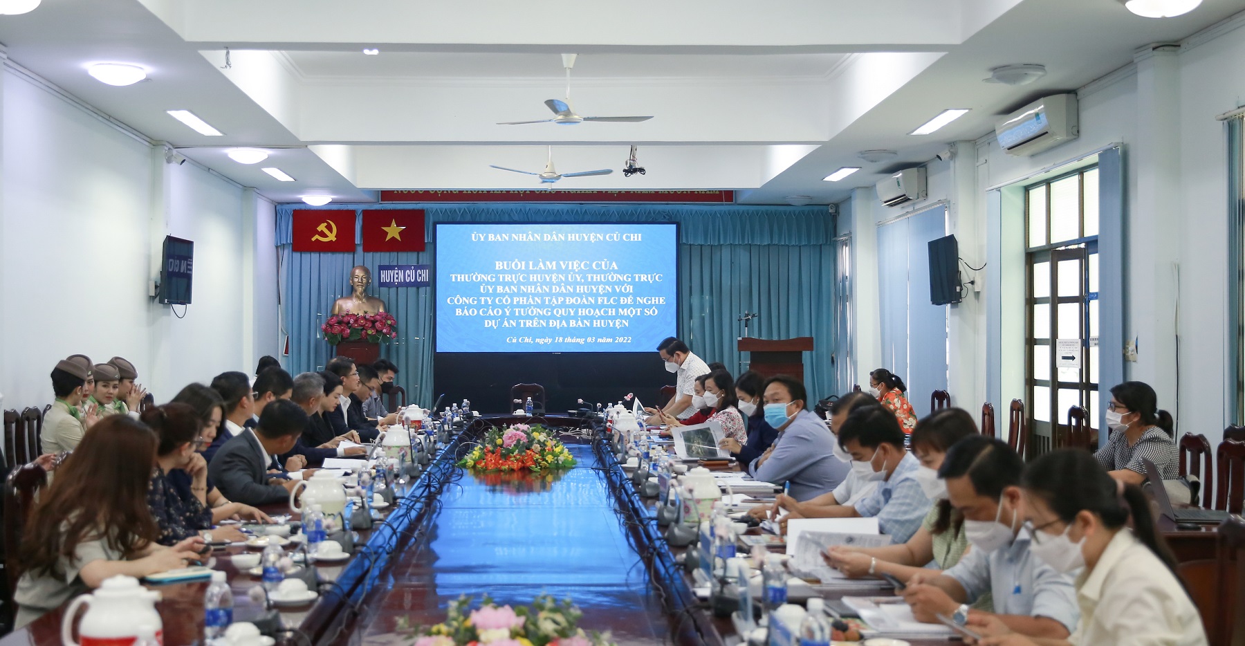 Toàn cảnh buổi làm việc giữa huyện Củ Chi và Tập đoàn FLC.