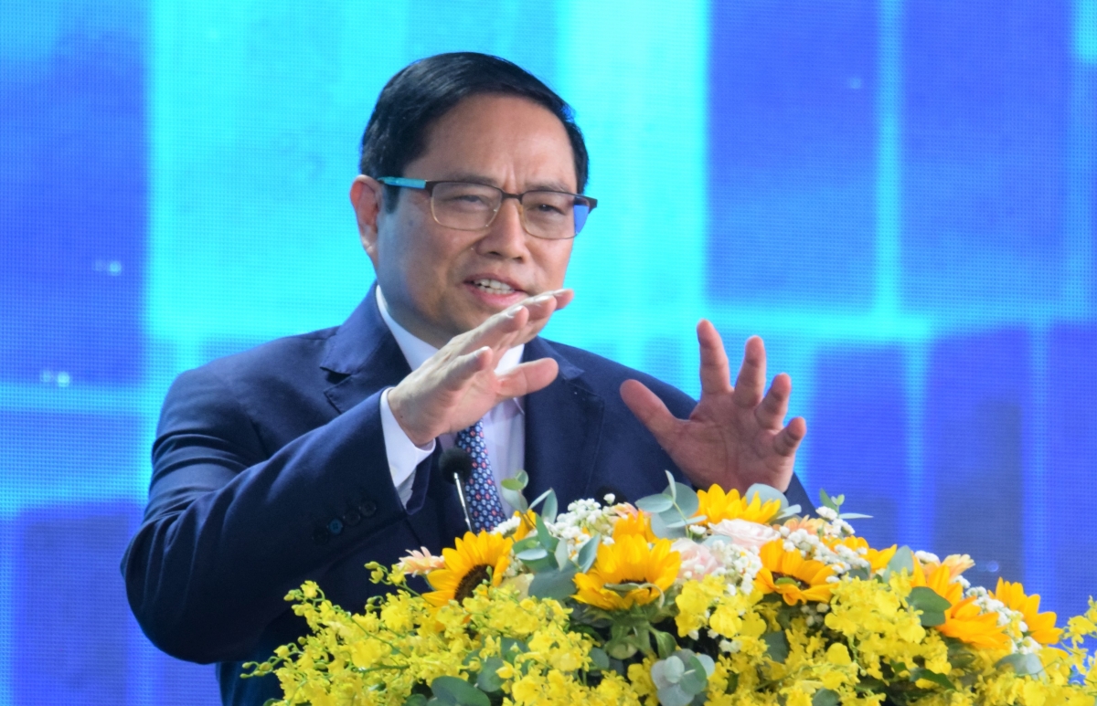 Thủ tướng Phạm Minh Chính phát biểu tại Lễ Động thổ Khu Công nghiệp Việt Nam - Singapore III (VSIP III) tại tỉnh Bình Dương. Ảnh:  VOV