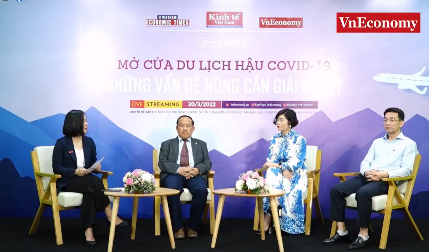 Đối thoại chuyên đề: "Mở cửa du lịch hậu Covid – Những vấn đề nóng cần giải quyết" do Tạp chí Kinh tế Việt Nam/VnEconomy tổ chức ngày 20/3. Ảnh: Chu Xuân Khoa.