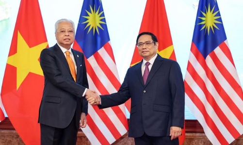 PM meets with visiting Malaysian PM