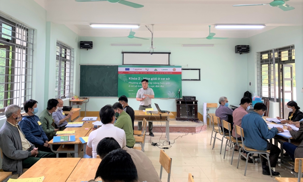 Lớp tập huấn hòa giải ở Mai Châu, Hòa Bình.