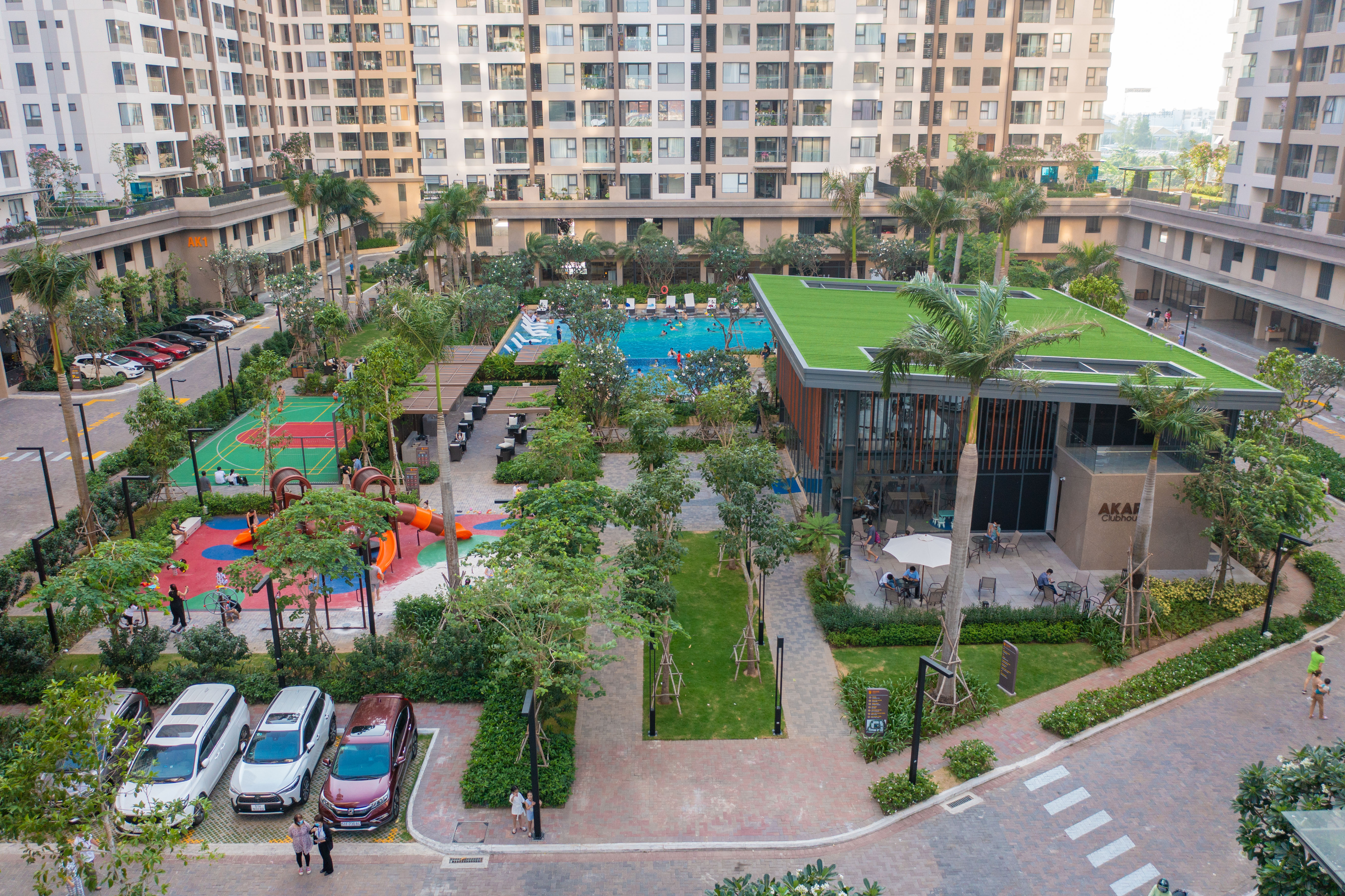 M&ocirc;i trường s&ocirc;́ng tích hợp đa ti&ecirc;̣n ích, đáp ứng nhu c&acirc;̀u đa dạng của đa th&ecirc;́ h&ecirc;̣ s&ocirc;́ng chung với nhau đang d&acirc;̃n đ&acirc;̀u xu hướng lựa chọn bất động sản hi&ecirc;̣n nay.