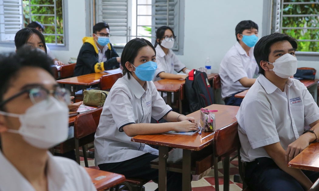 TP.HCM cho phếp các trường hợp F1 đã tiêm đủ vaccine hoặc từng mắc Covid-19 trong vòng ba tháng được đi học, đi làm.