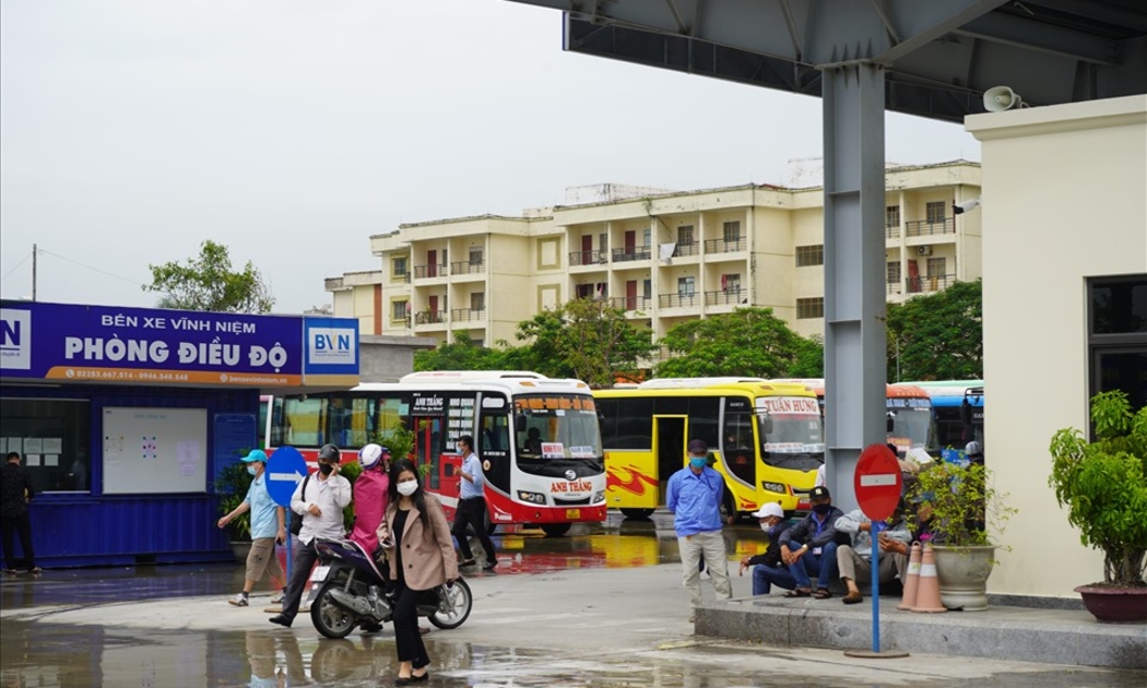 Hoạt động vận tải đường bộ, vận tải đường thủy nội địa, hàng hải trên địa bàn có dịch ở cấp 1, cấp 2, cấp 3, cấp 4 đều được phép hoạt động nhưng phải thực hiện biện pháp phòng, chống dịch Covid-19.