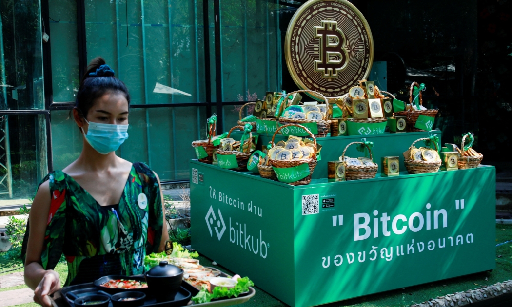 Tiền ảo được sử dụng rộng rãi trong các giao dịch thanh toán tại Thái Lan - Ảnh: Reuters