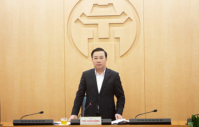 Phó Chủ tịch UBND TP. Hà Nội Chử Xuân Dũng chủ trì cuộc họp. 