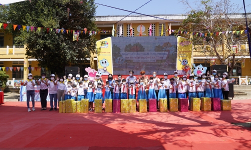 Prudential tổ chức ngày hội an toàn giao thông tại tỉnh Quảng Ngãi