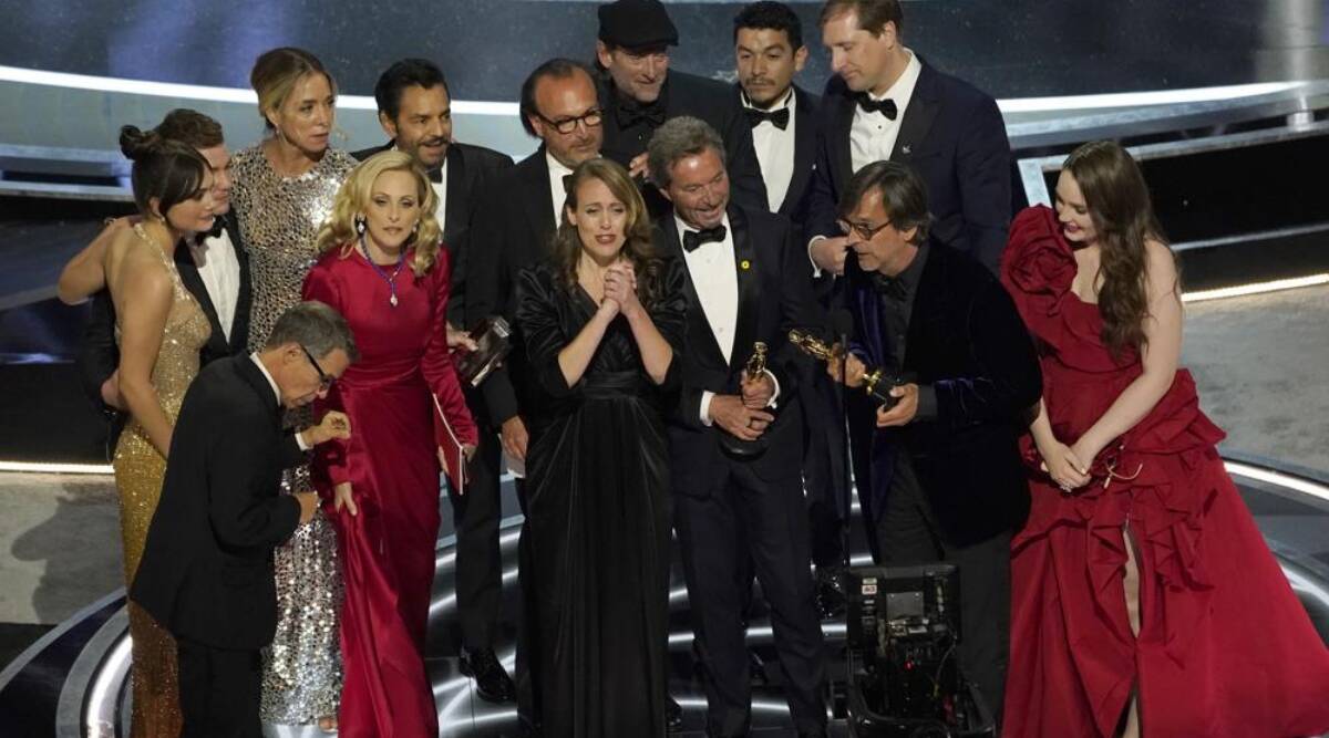CODA đã giành tượng vàng Oscar 2022 cho giải Phim hay nhất.