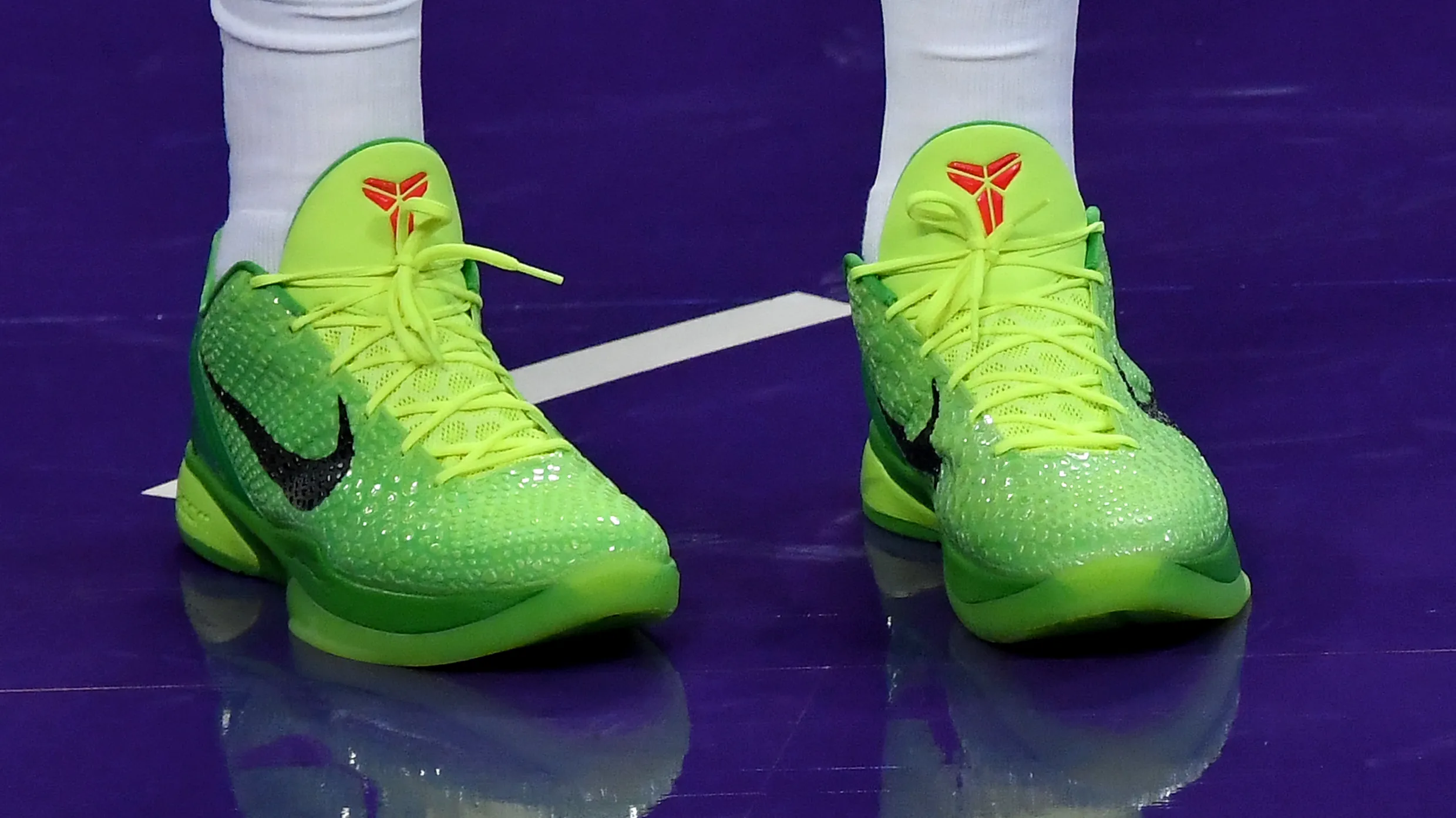 Hơn 20% cầu thủ NBA ở m&ugrave;a giải năm nay hiện đang mang c&aacute;c mẫu gi&agrave;y Nike Kobe.