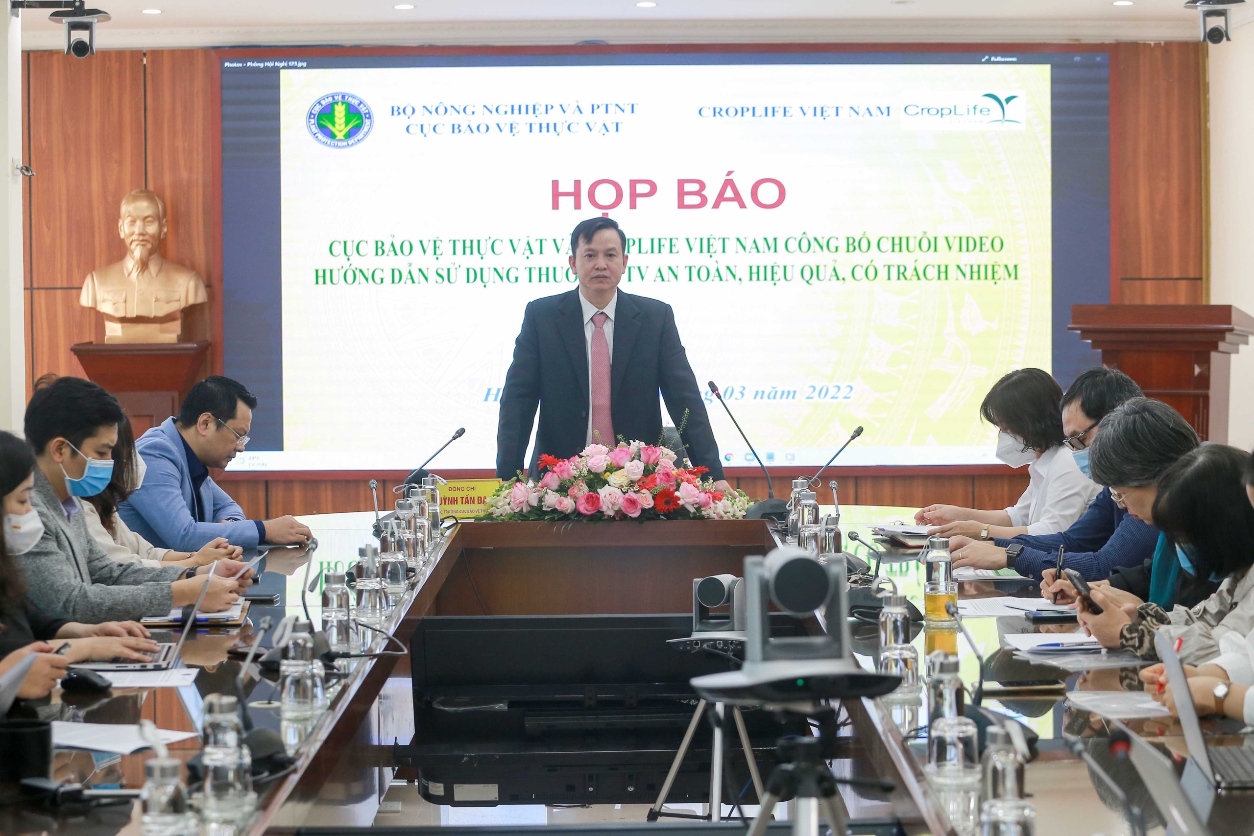 Họp báo công bố phát hành chuỗi vIdeo về bảo vệ thực vật.