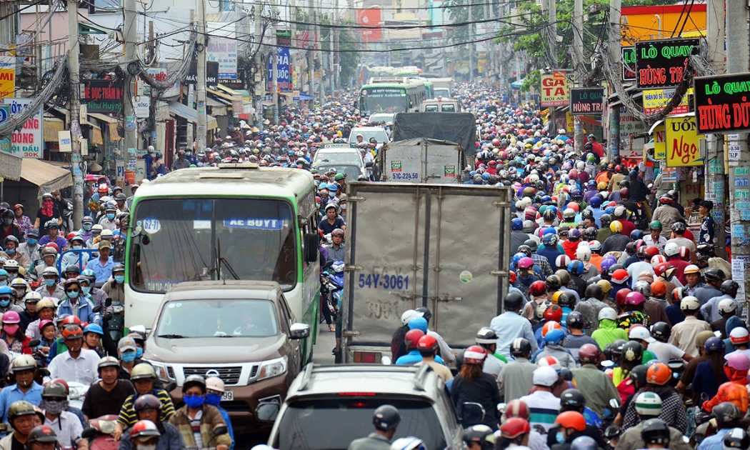 Tuyến quốc lộ 50 nối TP.HCM đến Long An và Tiền Giang dài 88 km hiện đã quá tải và không còn an toàn.