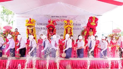 Construction of new Mekong Delta bridge underway