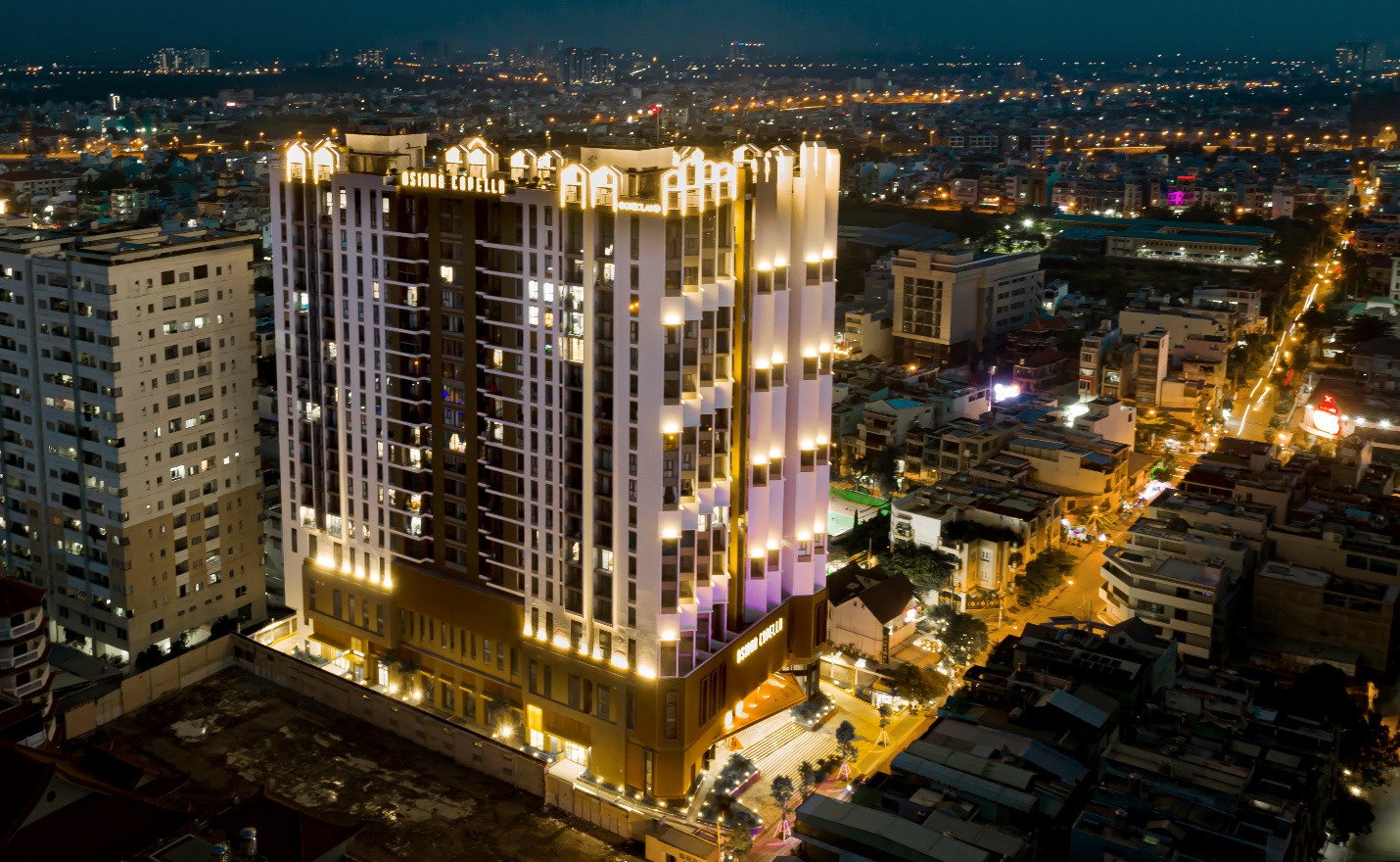 Asiana Capella mang vẻ đẹp kiến trúc ấn tượng, thu hút cả 1 khu vực quận 6.