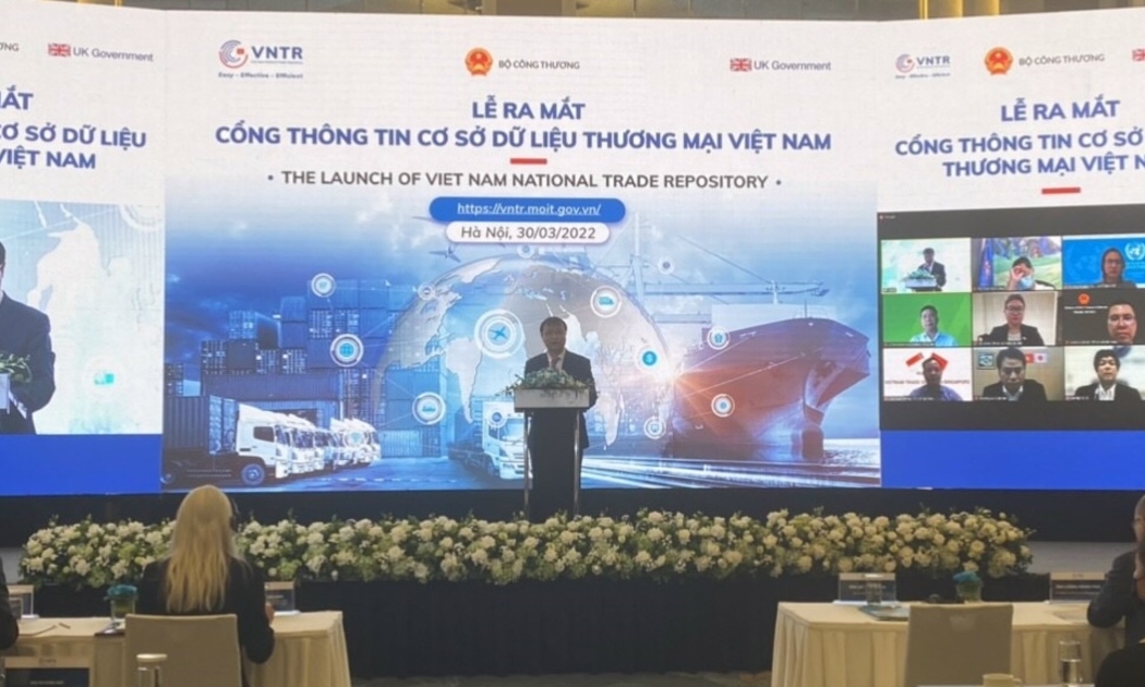 Thứ trưởng Bộ Công Thương Đỗ Thắng Hải phát biểu tại buổi lễ.