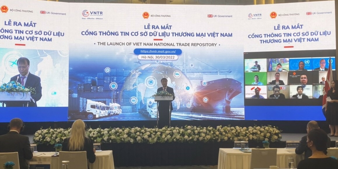 Thứ trưởng Bộ Công Thương Đỗ Thắng Hải phát biểu tại buổi lễ.