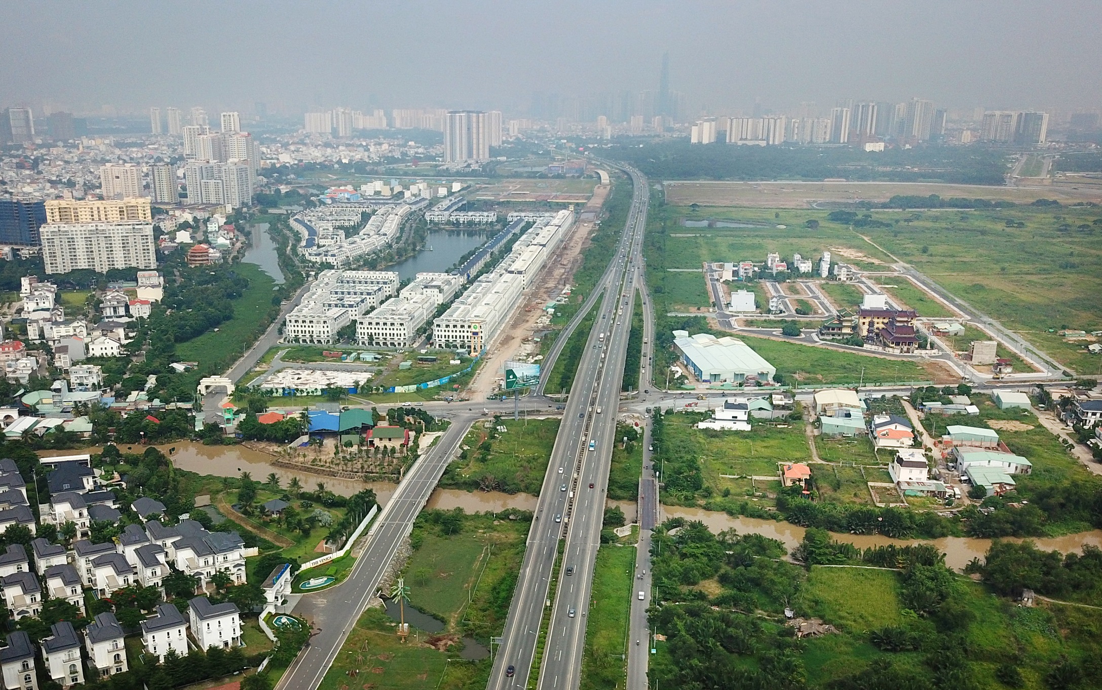 Tháo gỡ nhiều khó khăn vướng mắc thi hành đất đai