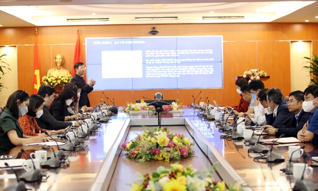 Nhận diện “báo hóa” tạp chí, “báo hóa” trang tin điện tử tổng hợp, mạng xã hội và “tư nhân hóa” báo chí