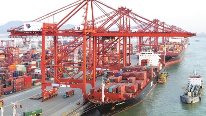 HSBC forecasts rising 2022 growth and inflation