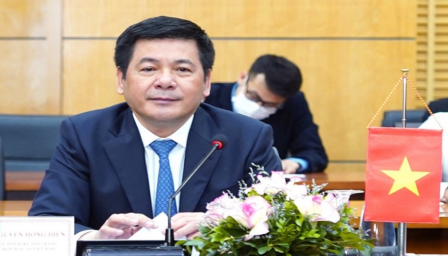 Bộ trưởng Nguyễn Hồng Diên: 