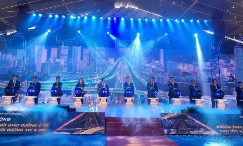 Khởi công dự án trục Đông - Tây và hai nút giao cao tốc Hà Nội - Hải Phòng có mức đầu tư hơn 2.100 tỷ 