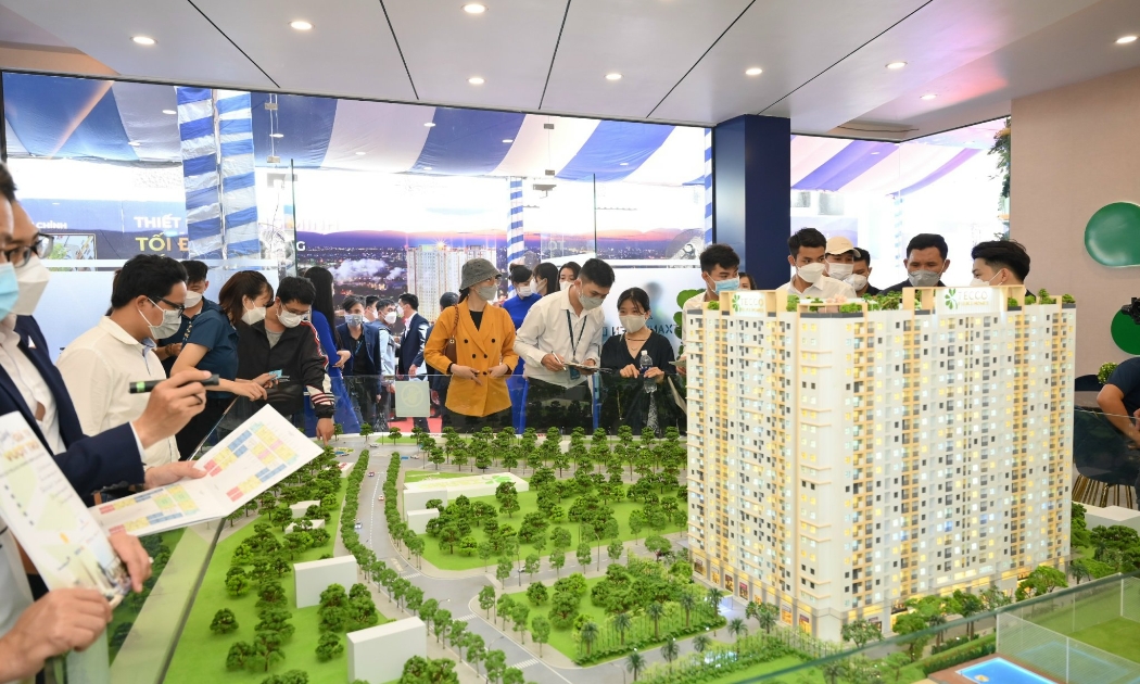 Tecco Felice Homes thu hút hàng trăm khách hàng ngày khai trương nhà mẫu 6/3/2022 vừa qua.