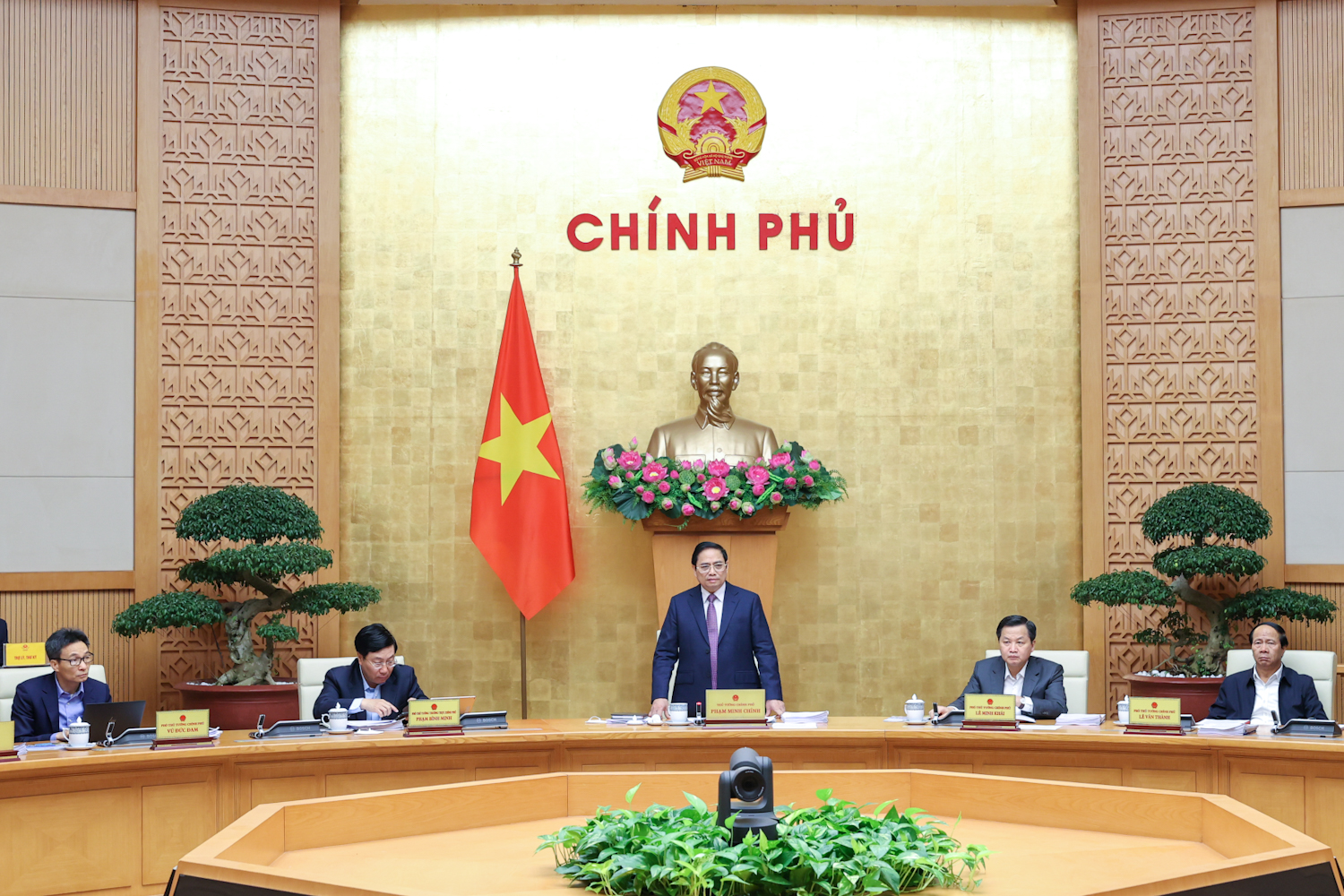 Thủ tướng Phạm Minh Chính chủ trì phiên họp - Ảnh: VGP
