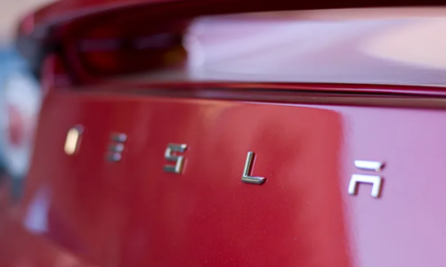 Tesla lập kỷ lục doanh số trong quý 1