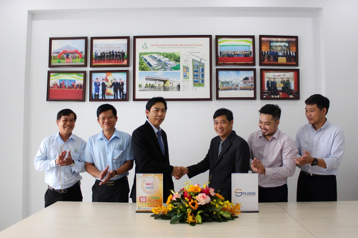 Lễ k&yacute; kết l&agrave; cơ sở để hai b&ecirc;n c&ugrave;ng x&acirc;y dựng kế hoạch hợp t&aacute;c chi tiết nhằm khai th&aacute;c c&oacute; hiệu quả nguồn lực, lợi thế của hai b&ecirc;n để đạt được c&aacute;c mục ti&ecirc;u đề ra.