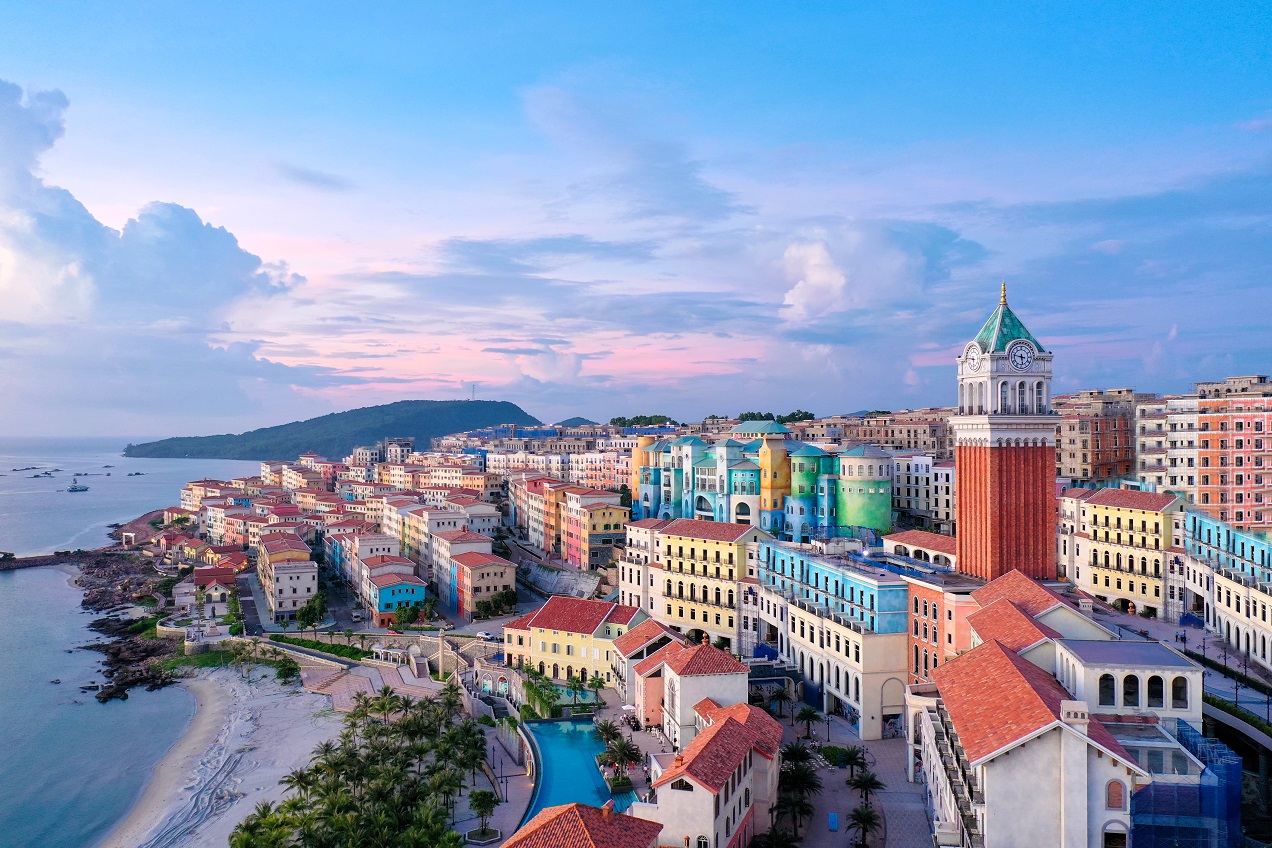 “Thị trấn Địa Trung Hải” Sun Premier Village Primavera (Phú Quốc) - một quần thể được phát triển bởi Sun Property. Ảnh Sun Property.
