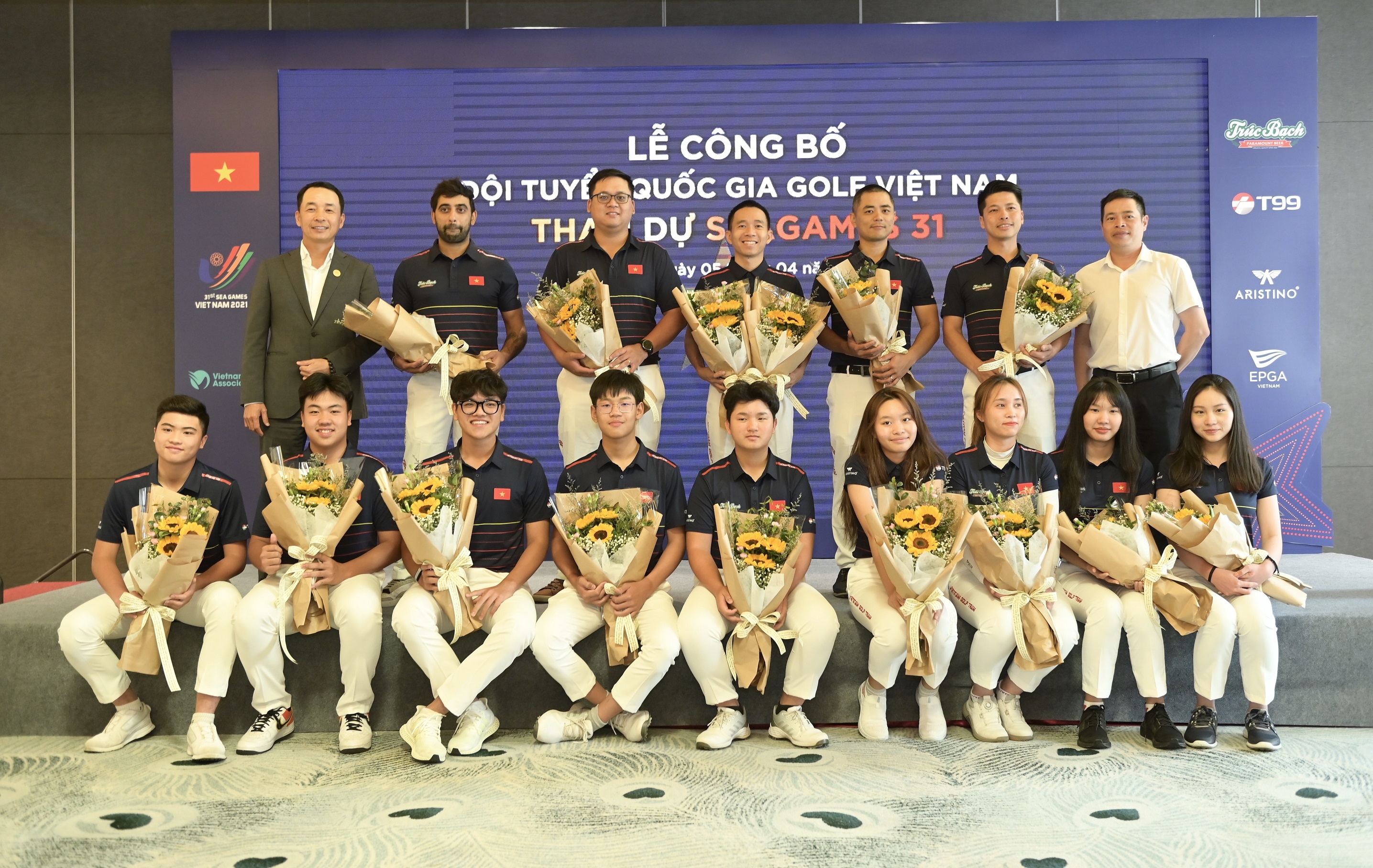 Các thành viên đội tuyển Golf Quốc gia tham dự Seagame 31 