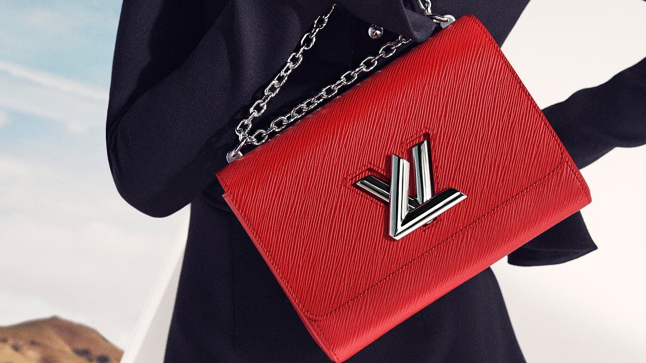 Dòng túi Twist được ưa chuộng đến mức Louis Vuitton đã liệt kê thiết kế này vào hàng ngũ các dòng túi xách kinh điển. 